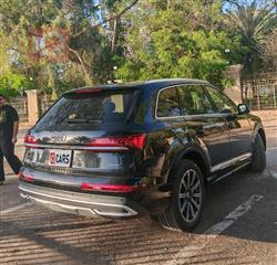 اودي Q7